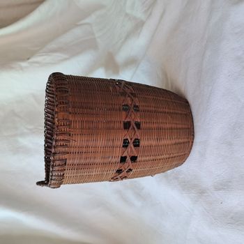Petit pot cache pot petit panier en rotin osier roseau du Laos Hauteur 14 cm