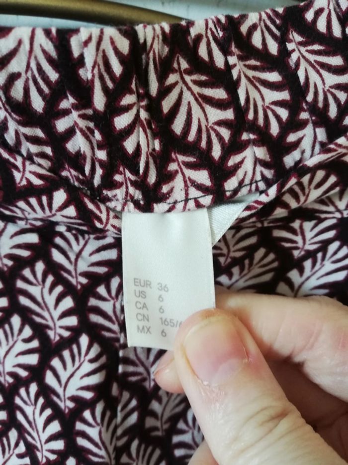 Pantalon fluide H&m bordeaux T36 - photo numéro 2