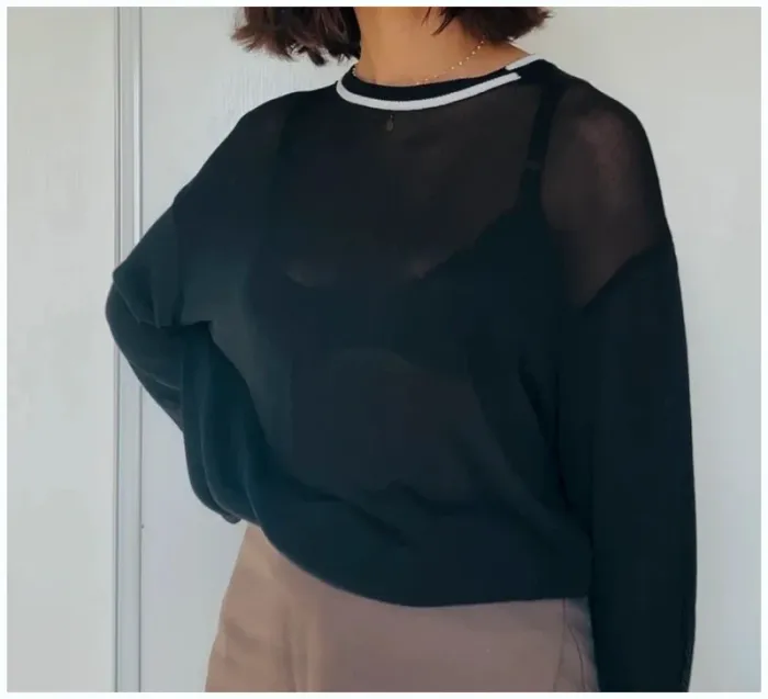 Haut Versace noir en maille fine  XL bon état - photo numéro 5
