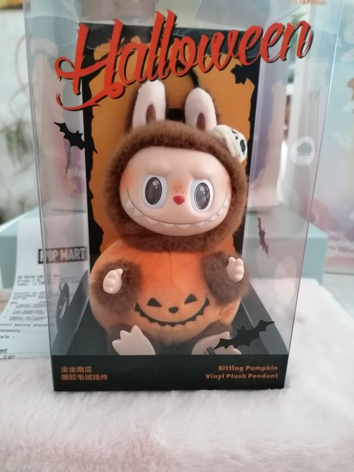 Labubu Happy Halloween Popmart authentique - photo numéro 4