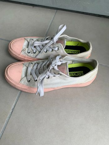Converse à détacher