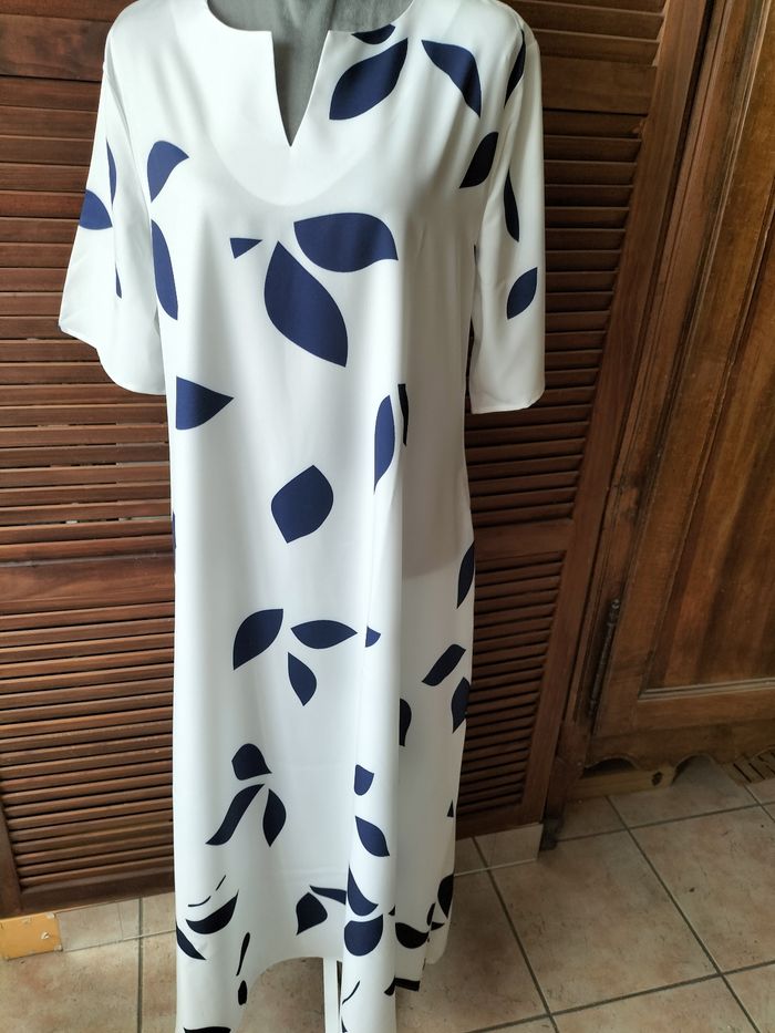 Robe taille XL Aumona