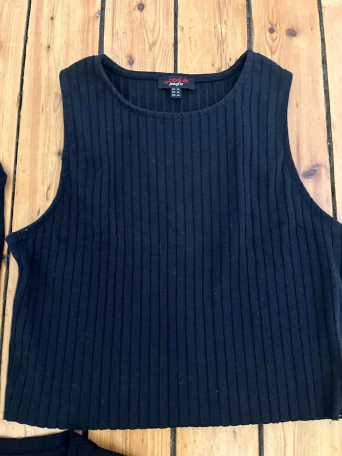 3 tee shirts taille XS / S - photo numéro 4