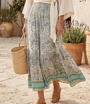 Jupe longue bohème fluide – Tons crème, turquoise & jaune beurre
Taille unique (XS à M) – Neuve avec étiquette – Made in Italy