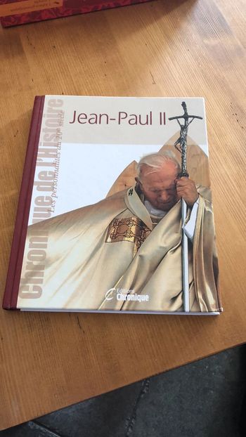 Livre sur le Pape Jean-Paul Il