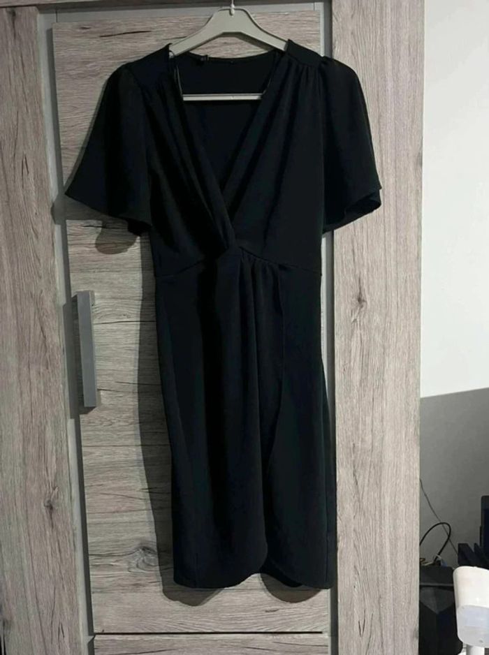 Robe dégriffée  M 38  femme habillée  chic  vert  foncé