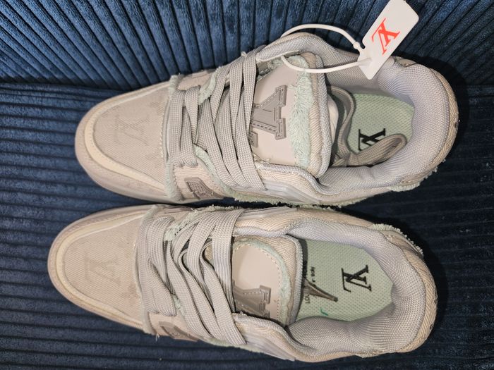 Basket chaussure taille 40 neuve - photo numéro 2