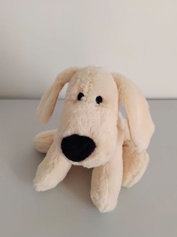 Peluche Chien Assis  Tout Doux 20 cm 🐶