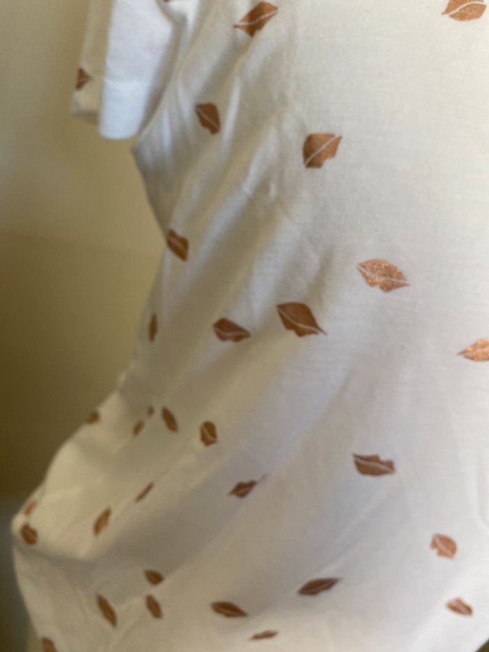 Tee-shirts only bouche taille XS comme neuf blanc et or - photo numéro 3