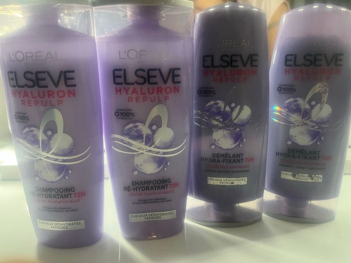 Lot de shampooings et démêlants Elseve