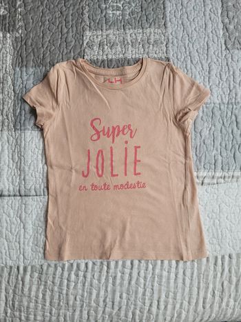 t-shirt , taille 6 ans