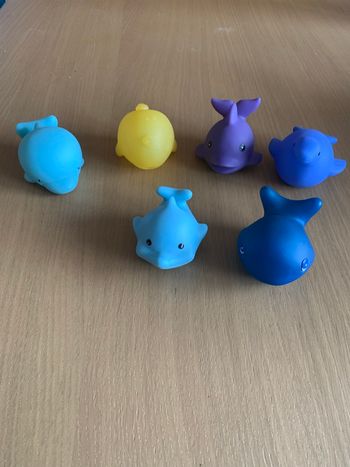 Lot de 6 jouets de bains numéro 1