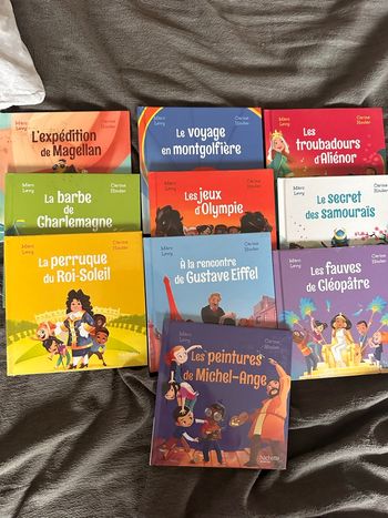 Lot livres neufs