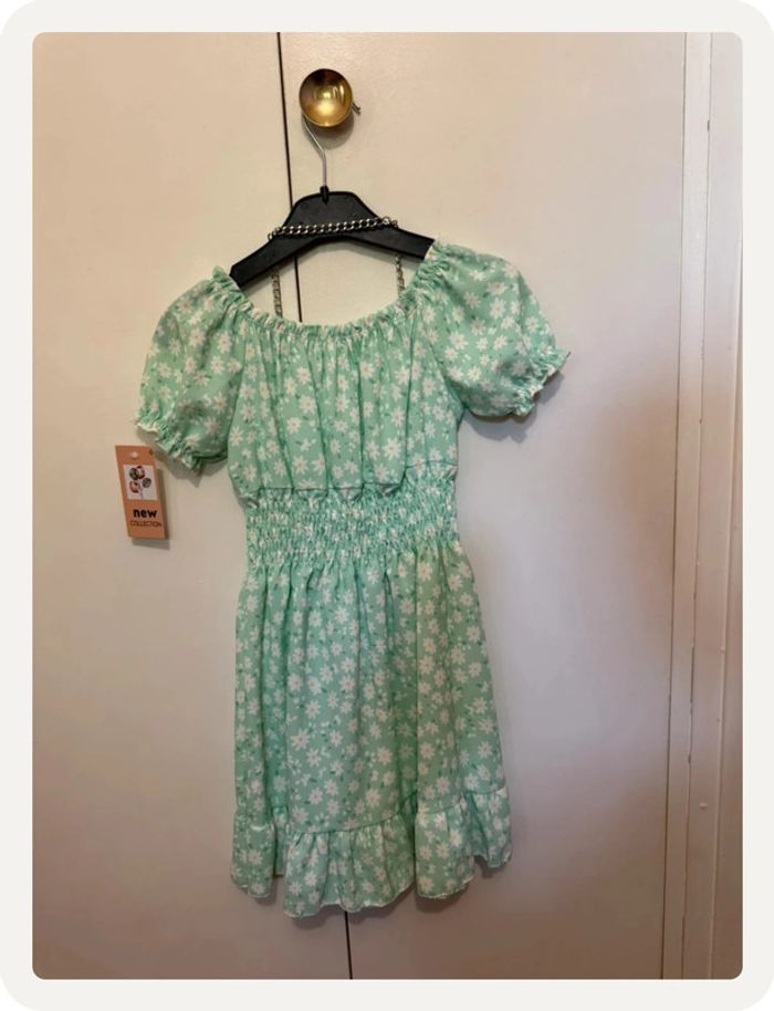 Robe à fleurs verte - photo numéro 2