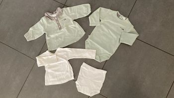 Lot ensemble vêtement body bodys bodies haut polo 6 mois fille