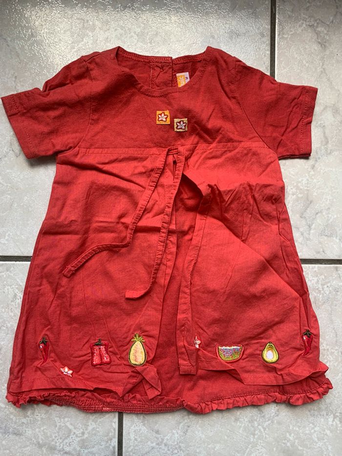 Robe rouge 6 mois