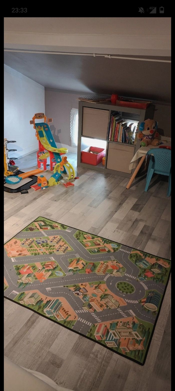 Tapis circuit de voiture