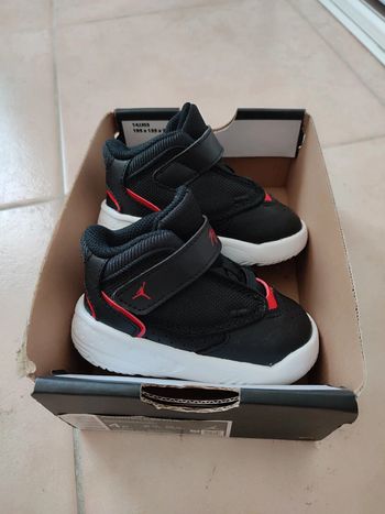 Baskets Jordan Max Aura 4

 Pointure 19.5