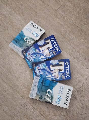 Cassette VHS E-240 – 4 h – vierge