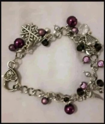 bracelet chaine métallique perles et charms Neuf sans étiquette·Fantaisie