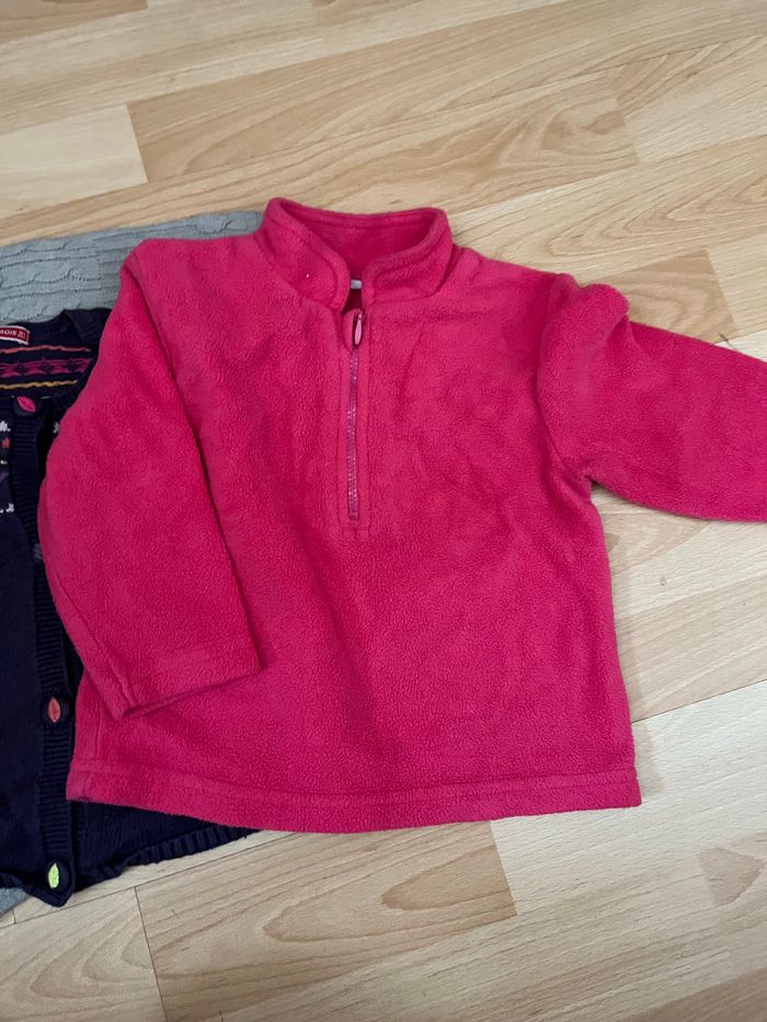 Lot gilets et polaire 18 mois - photo numéro 3