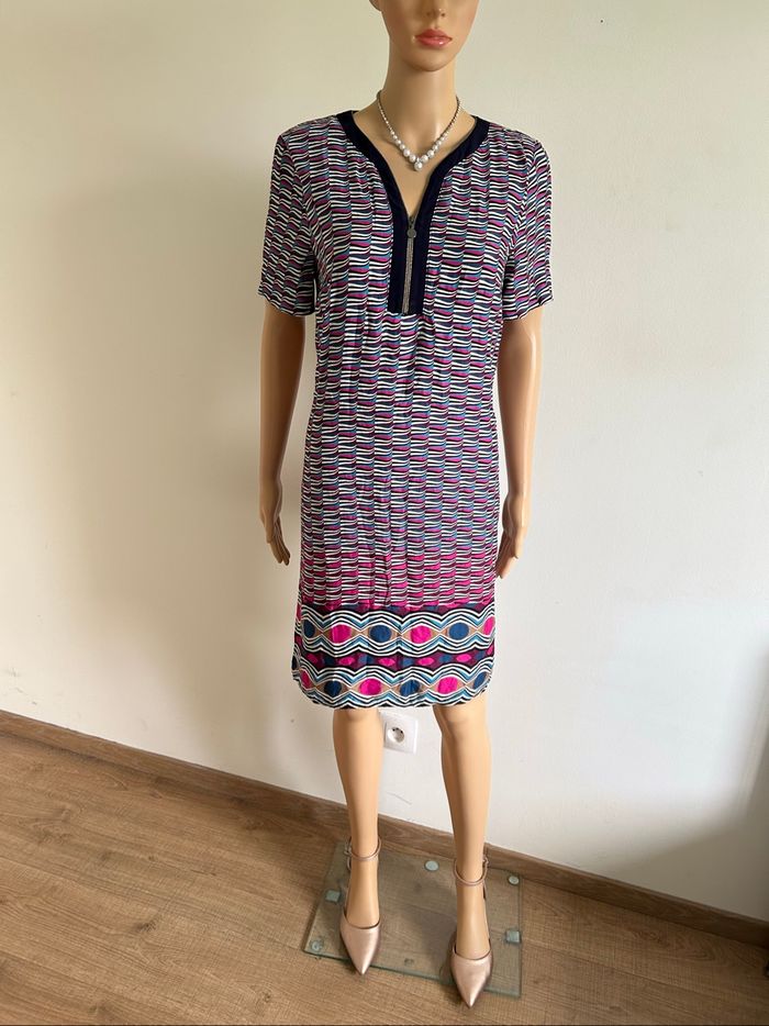 Robe imprimée à manches courtes Christine Laure taille 1 jamais portée - photo numéro 3