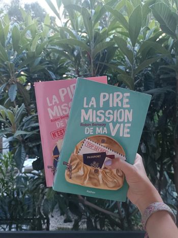 Lot de 2 livres La pire mission de ma vie de Robin Benway.