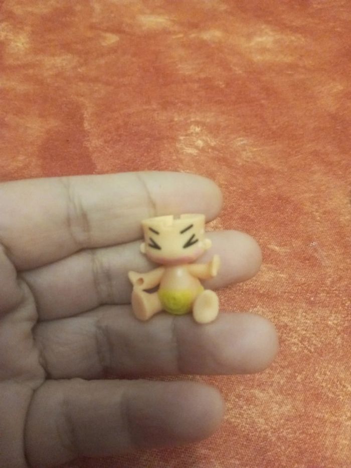 Lot de 8 figurines, Kinder, Piny pon et autres - photo numéro 12