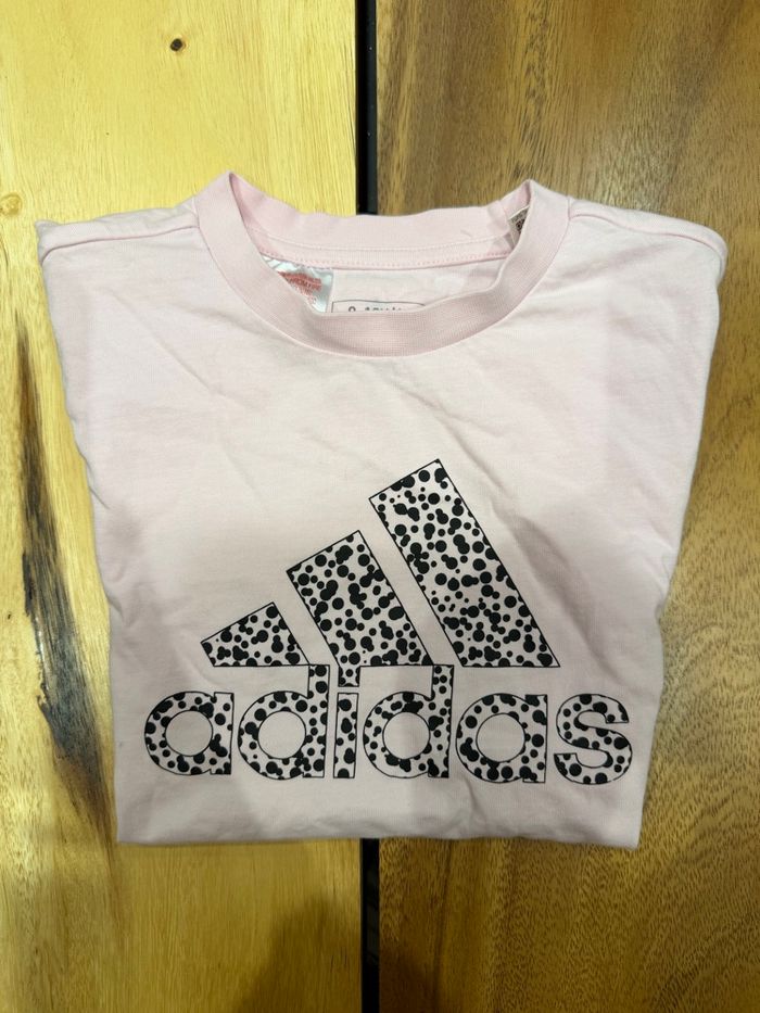 T-Shirt Adidas Taille  9-10 Ans - photo numéro 4