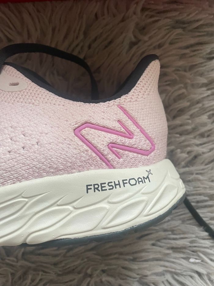 New balance Freshfoam tempo rose clair - photo numéro 9
