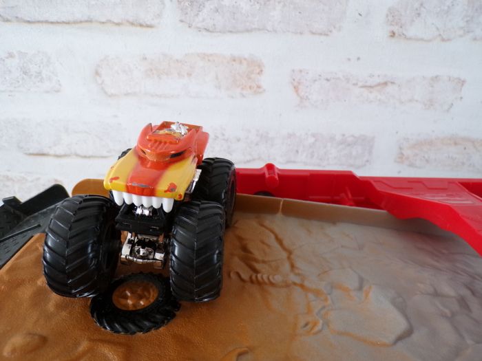 Piste géante - Camion de Monster trucks - Hot Wheels - Hotwheels - photo numéro 8