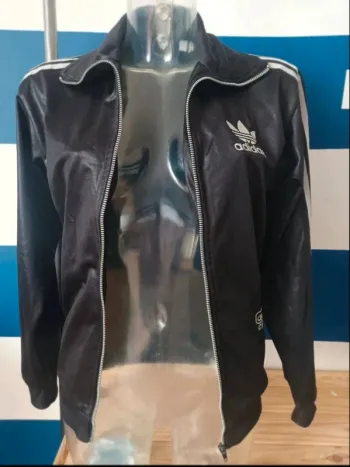 Magnifique veste Adidas Chile 62 femme XS