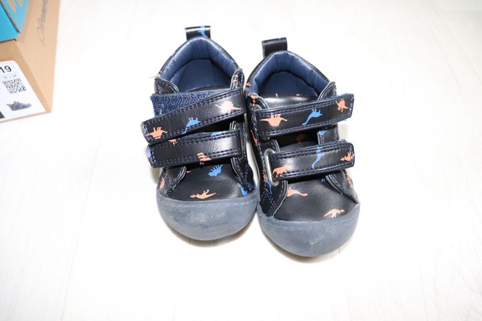 Chaussures taille 19 - photo numéro 6