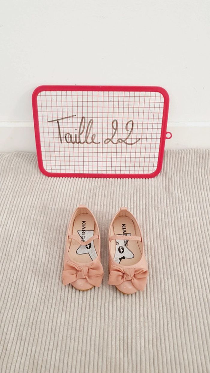 Chaussures ballerines roses brillantes bébé fille Taille 22 Kiabi