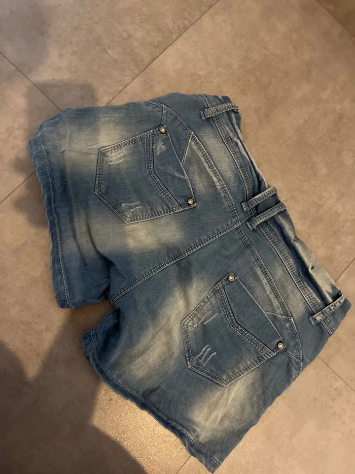 Mini short en jean - photo numéro 3