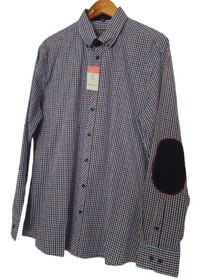 Chemise Nobel league