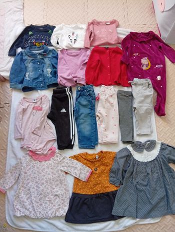 Gros lot de vêtements chauds pour bébé filles de marques 12 mois