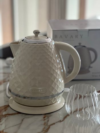 Bouilloire électrique BAVARY effet diamants