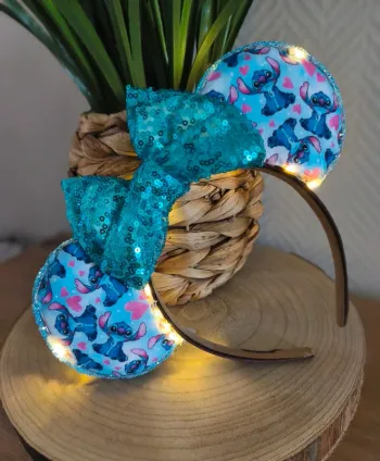 Ears lumineuse stitch