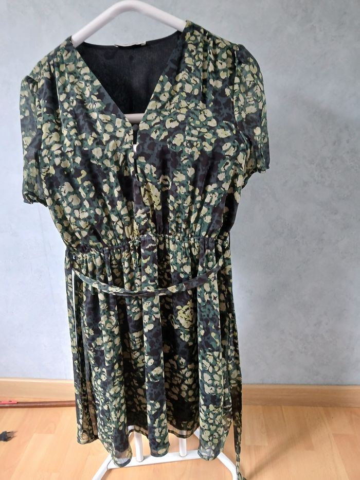 Robe femme - photo numéro 2