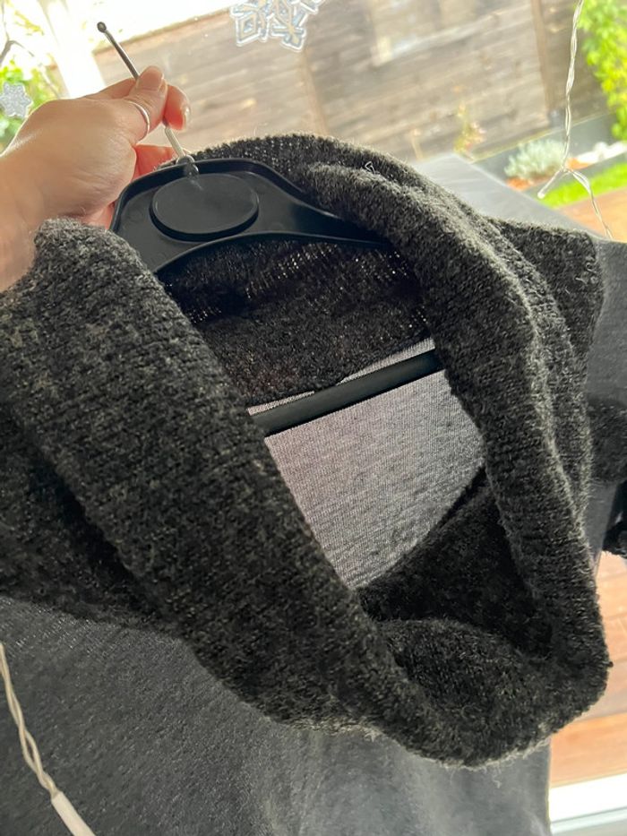 Pull taille S - photo numéro 6