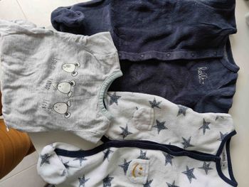 Lot 3 pyjamas 1 mois