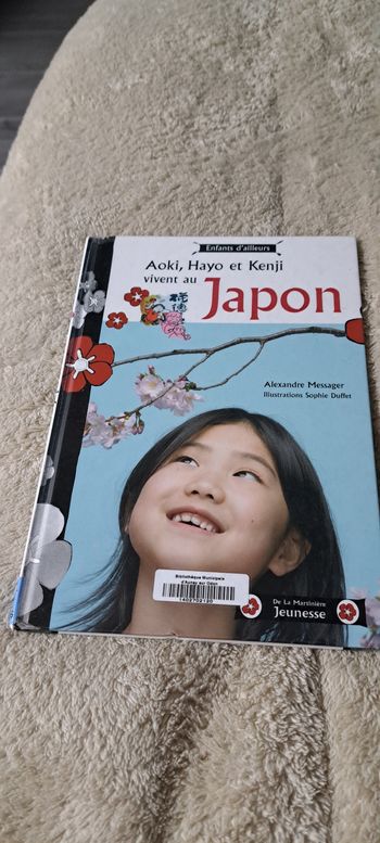 Livre aoki hayo et kenji vivent au Japon 