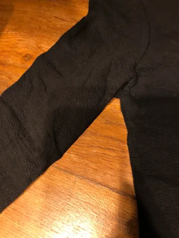 robe noire esprit