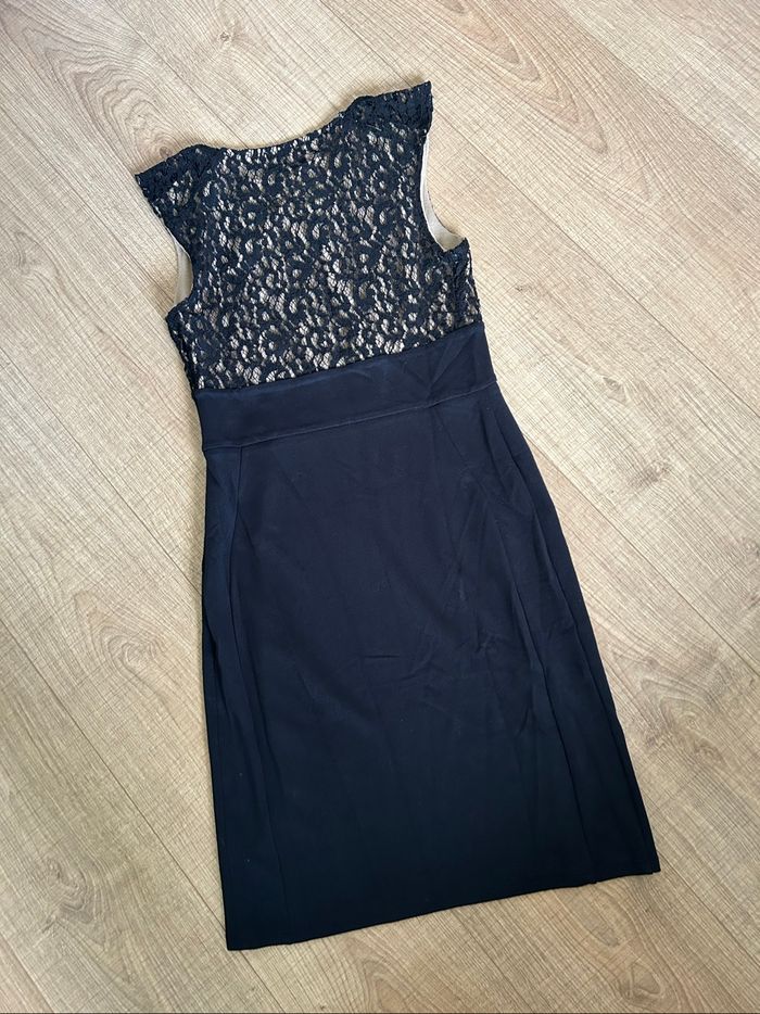 Robe noire et beige avec dentelle Morgan taille 36 bon état - photo numéro 8