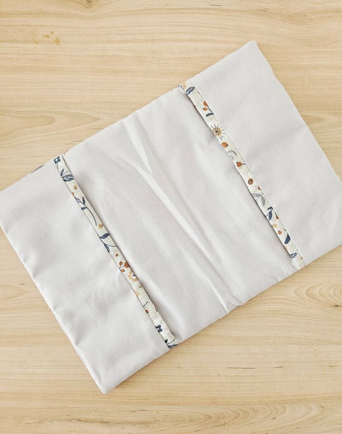 Protege carnet de santé Fleur - photo numéro 2