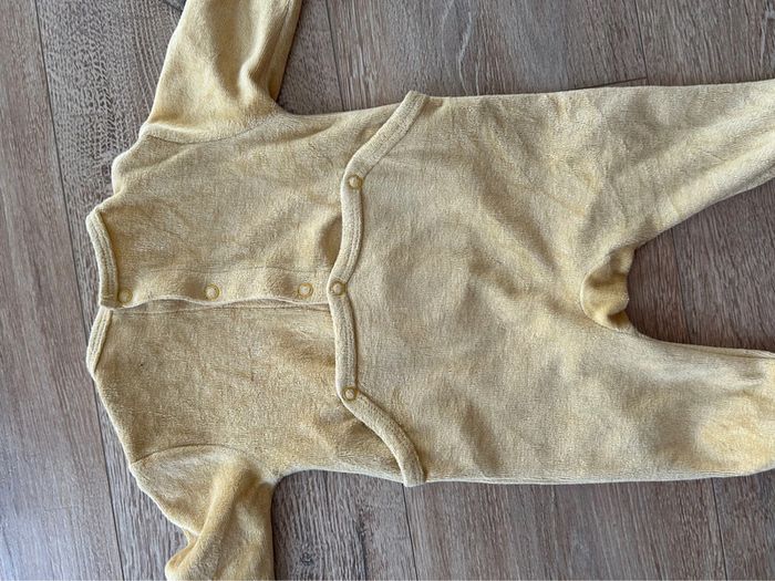 Lot 2 pyjamas en velours 3 mois - photo numéro 8