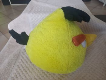 🧸 Peluche – Doudou Chuck Angry Birds jaune
