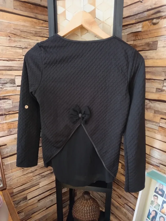 Pull à noeud dans le dos - photo numéro 6