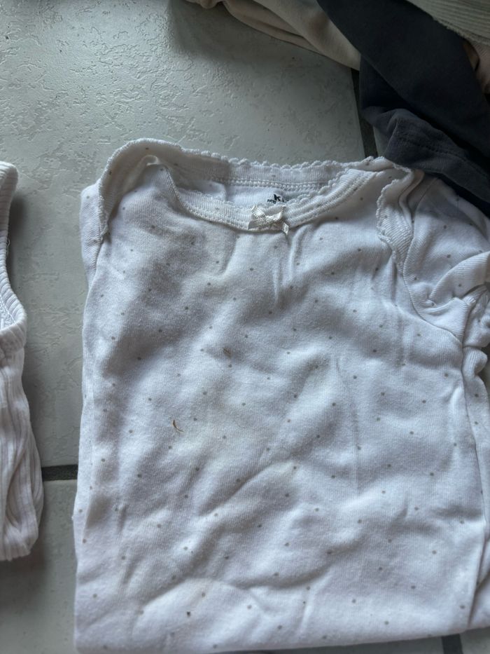 Lot bodies fille - photo numéro 6